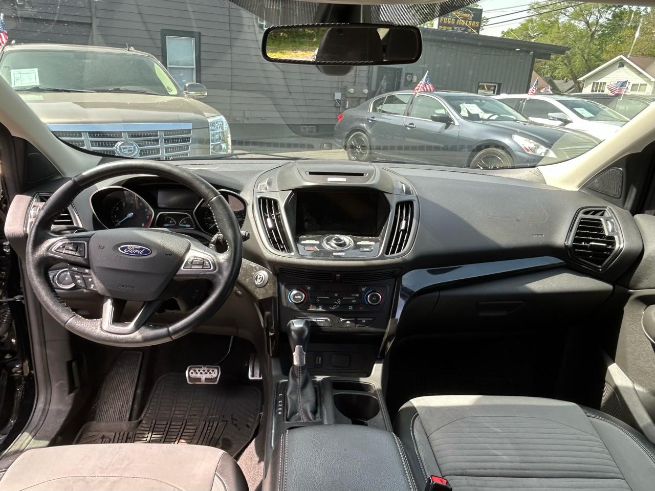 Ford Escape Titanium FWD 2017