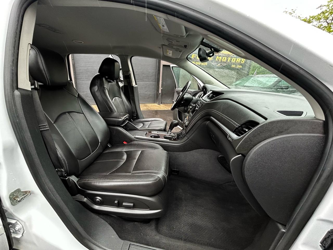 Chevrolet Traverse 2LT FWD 2017