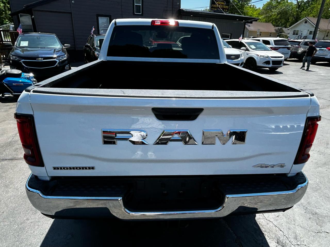 RAM 2500 Big Horn Crew Cab 4WD 2025