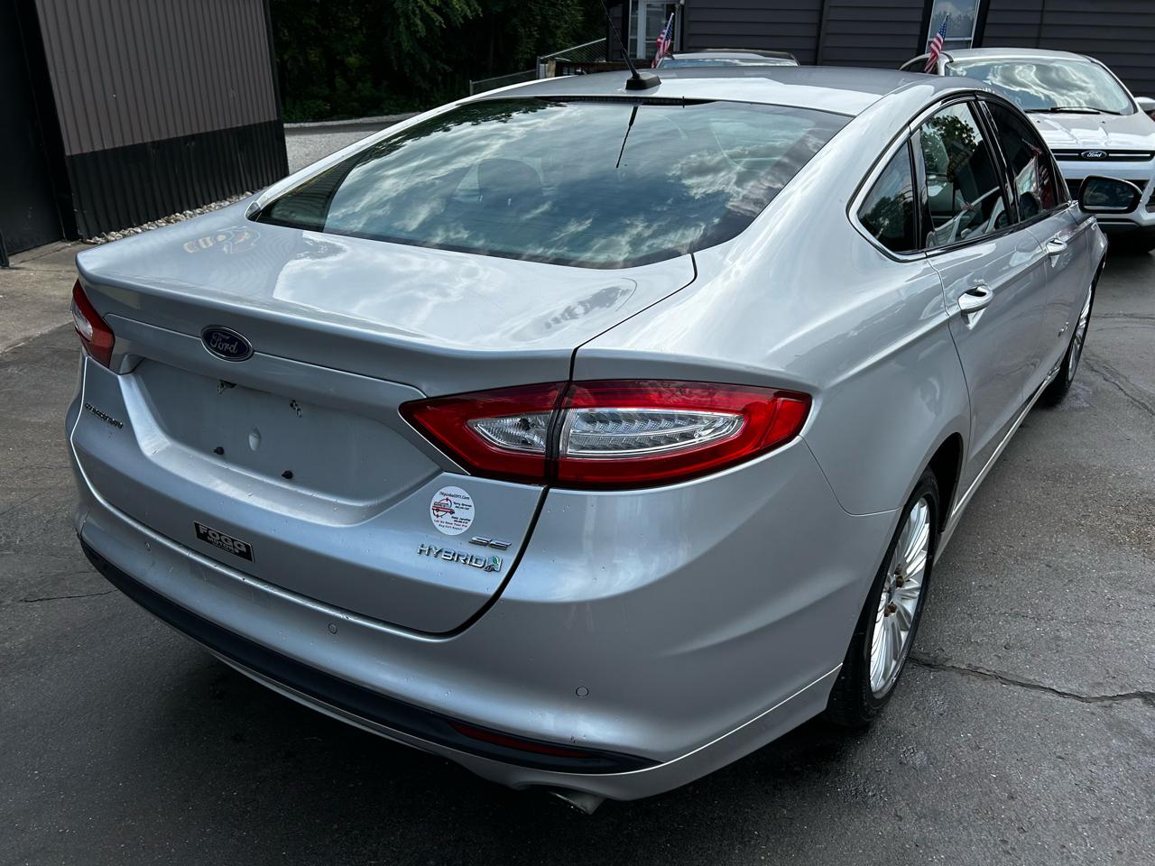 Ford Fusion Hybrid SE 2013