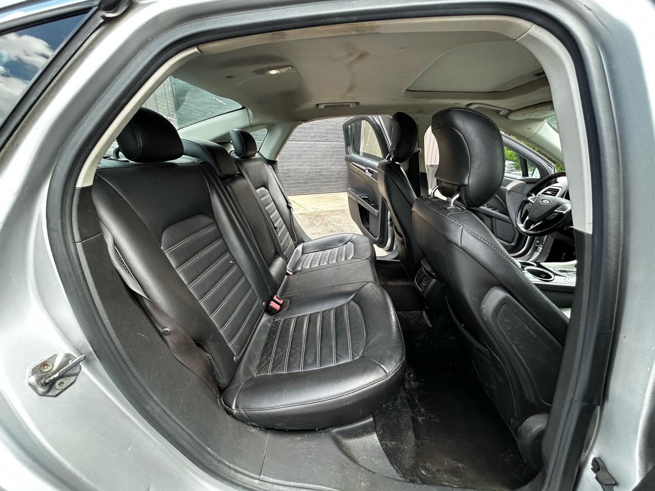 Ford Fusion Hybrid SE 2013