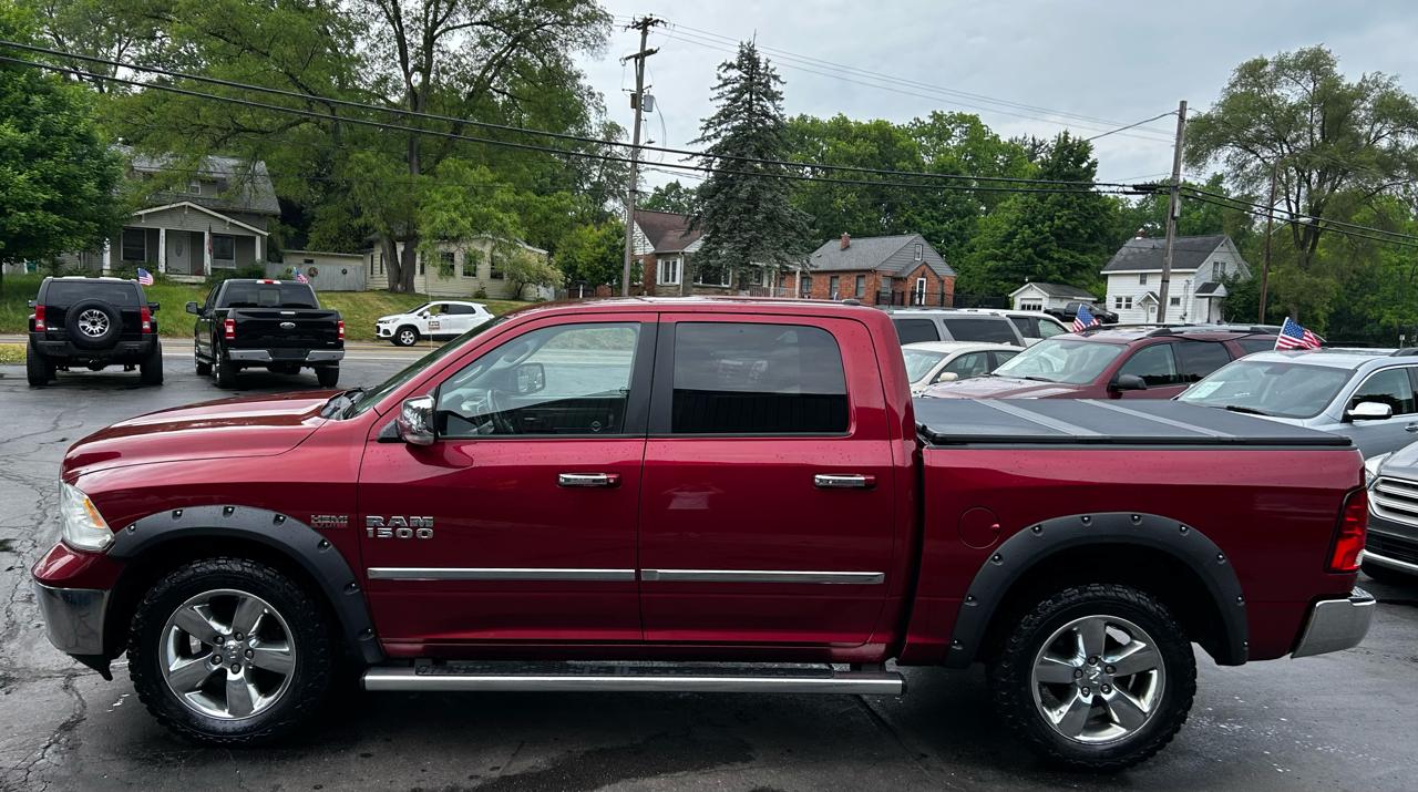 RAM 1500 SLT Crew Cab SWB 4WD 2015