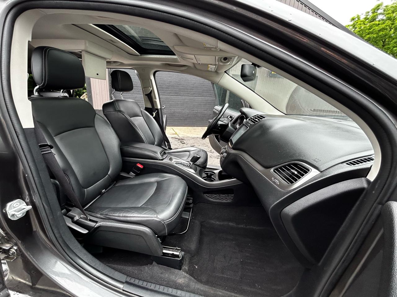 Dodge Journey Crossroad AWD 2017
