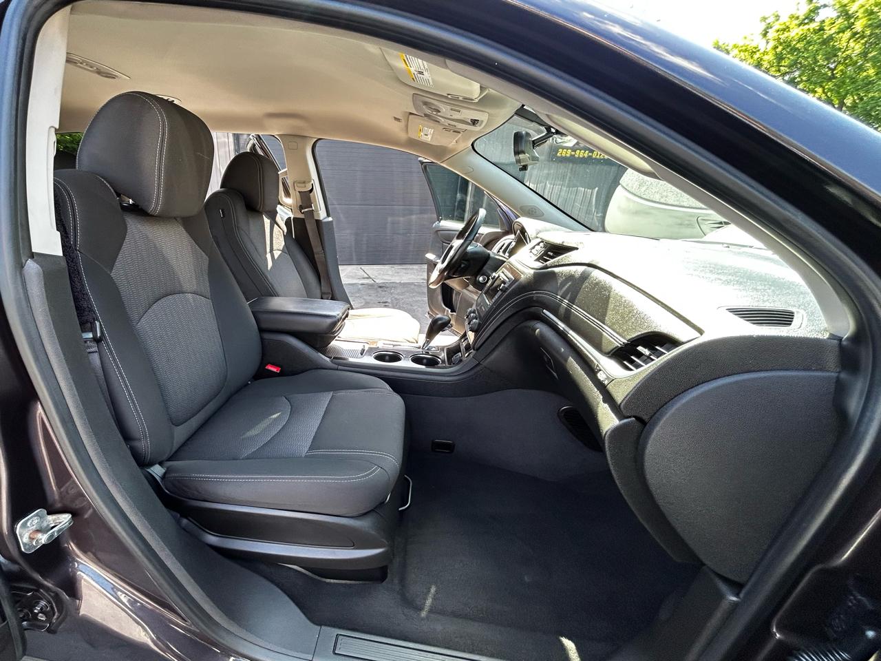 Chevrolet Traverse 1LT FWD 2015