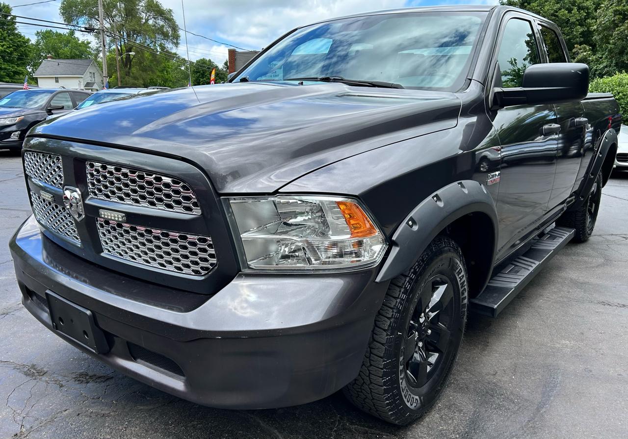 RAM 1500 ST Quad Cab 4WD 2015