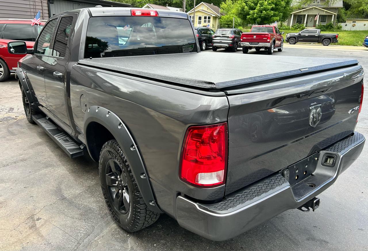RAM 1500 ST Quad Cab 4WD 2015
