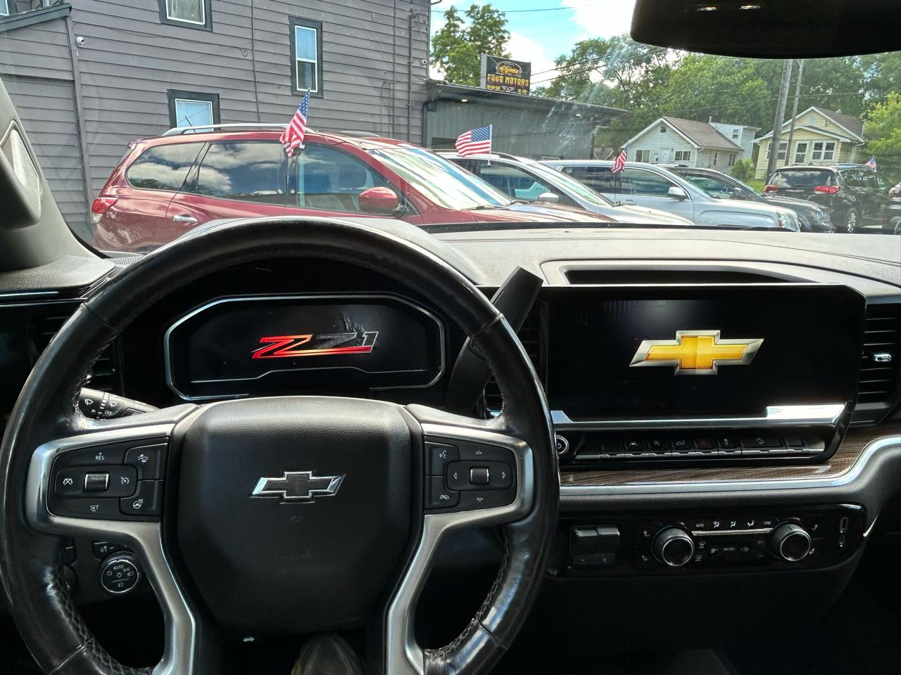 Chevrolet Silverado 1500 RST Crew Cab 4WD 2022