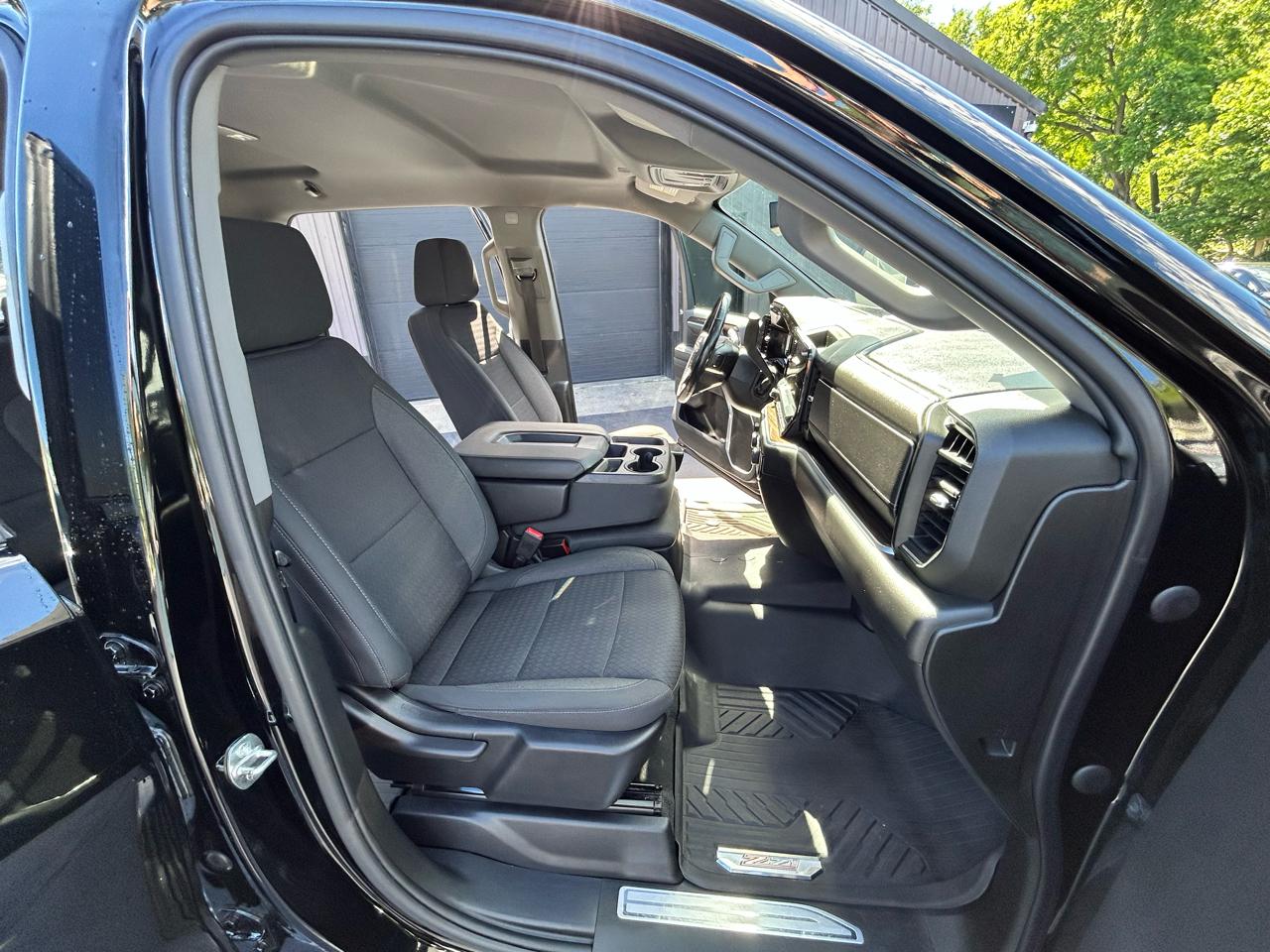 Chevrolet Silverado 1500 RST Crew Cab 4WD 2022