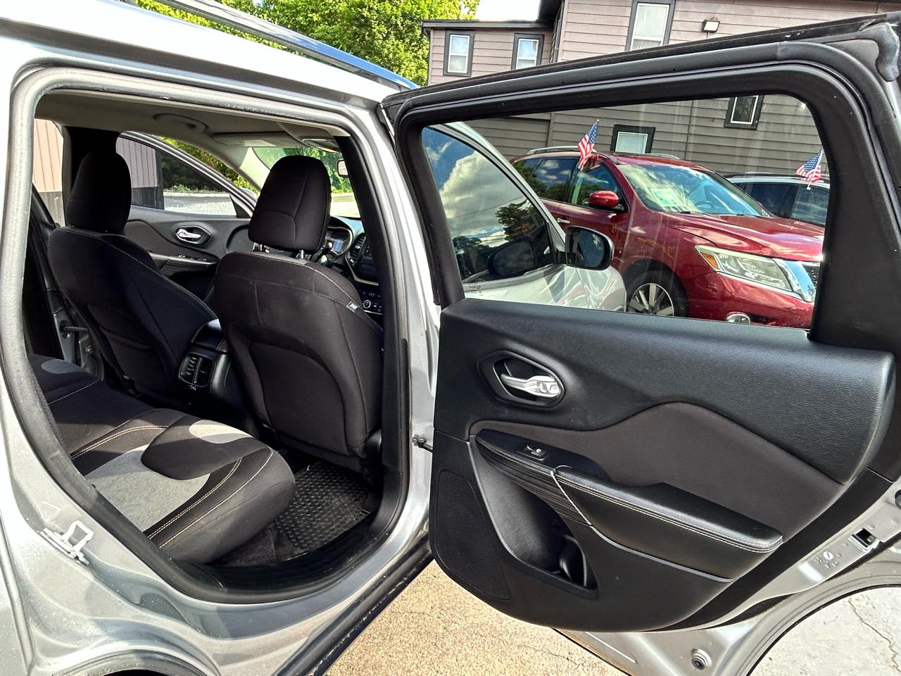 Jeep Cherokee Sport 4WD 2016