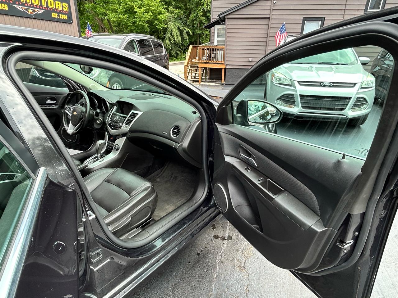 Chevrolet Cruze 2LT Auto 2015