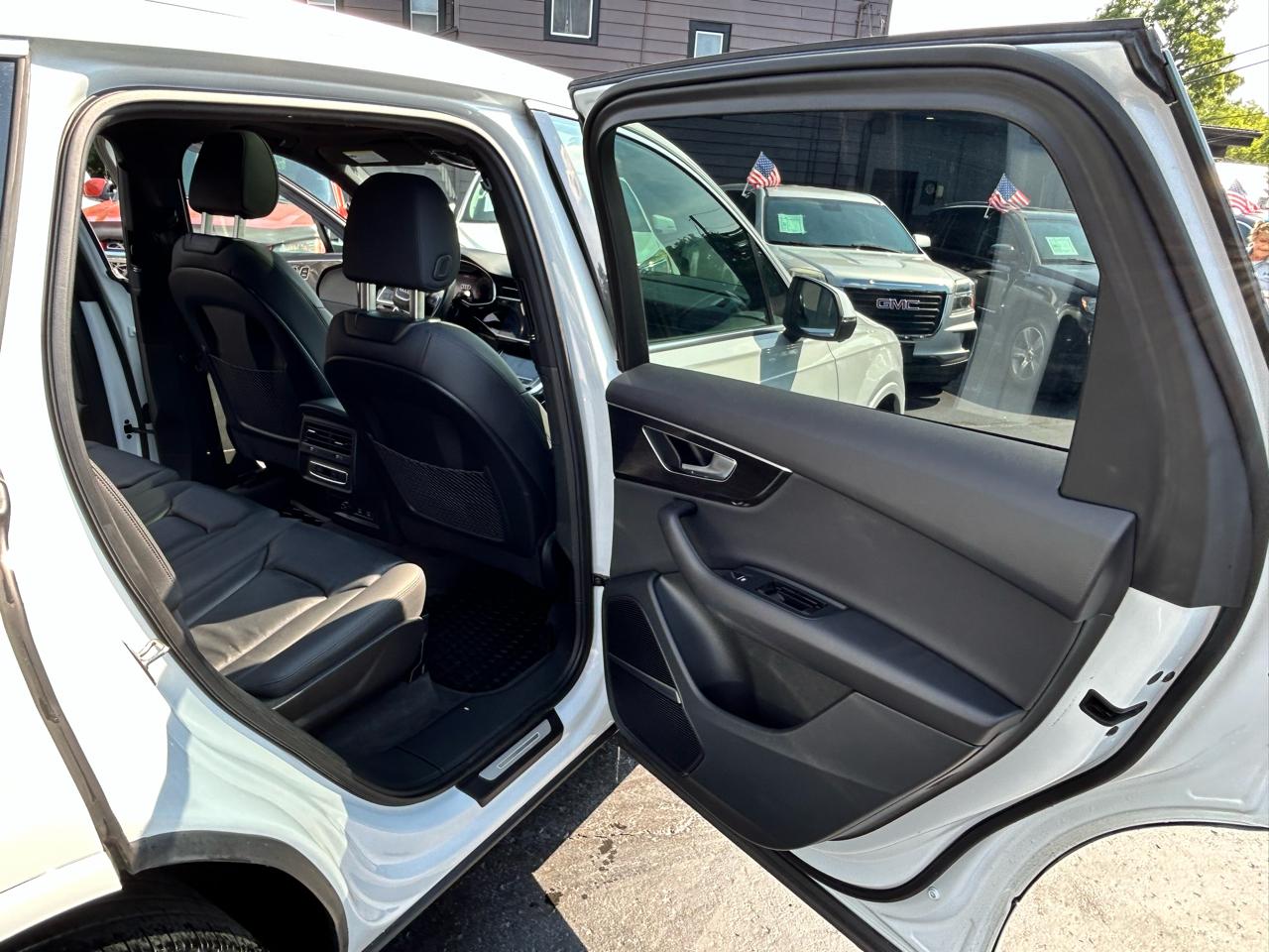 Audi Q7 Premium Plus 55 TFSI quattro 2021