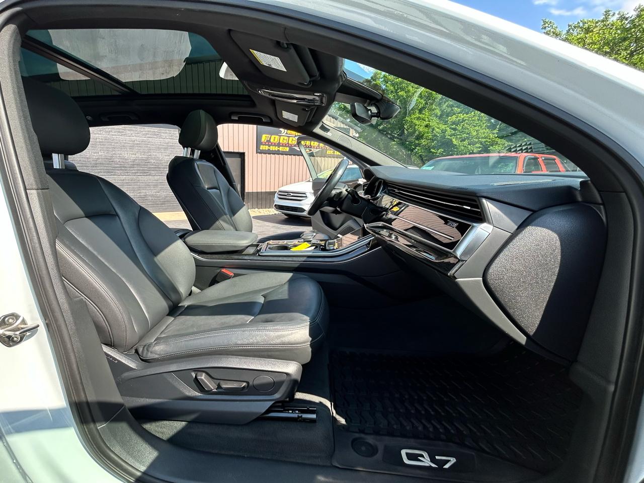 Audi Q7 Premium Plus 55 TFSI quattro 2021