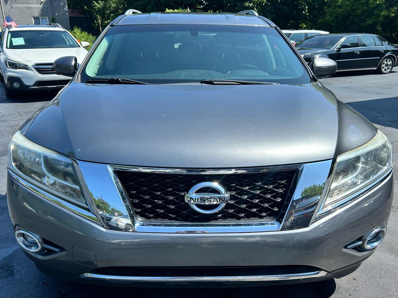 Nissan Pathfinder SV 4WD 2015