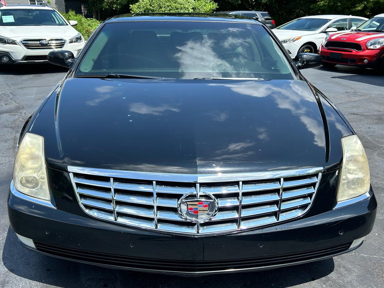 Cadillac DTS Sedan 2006
