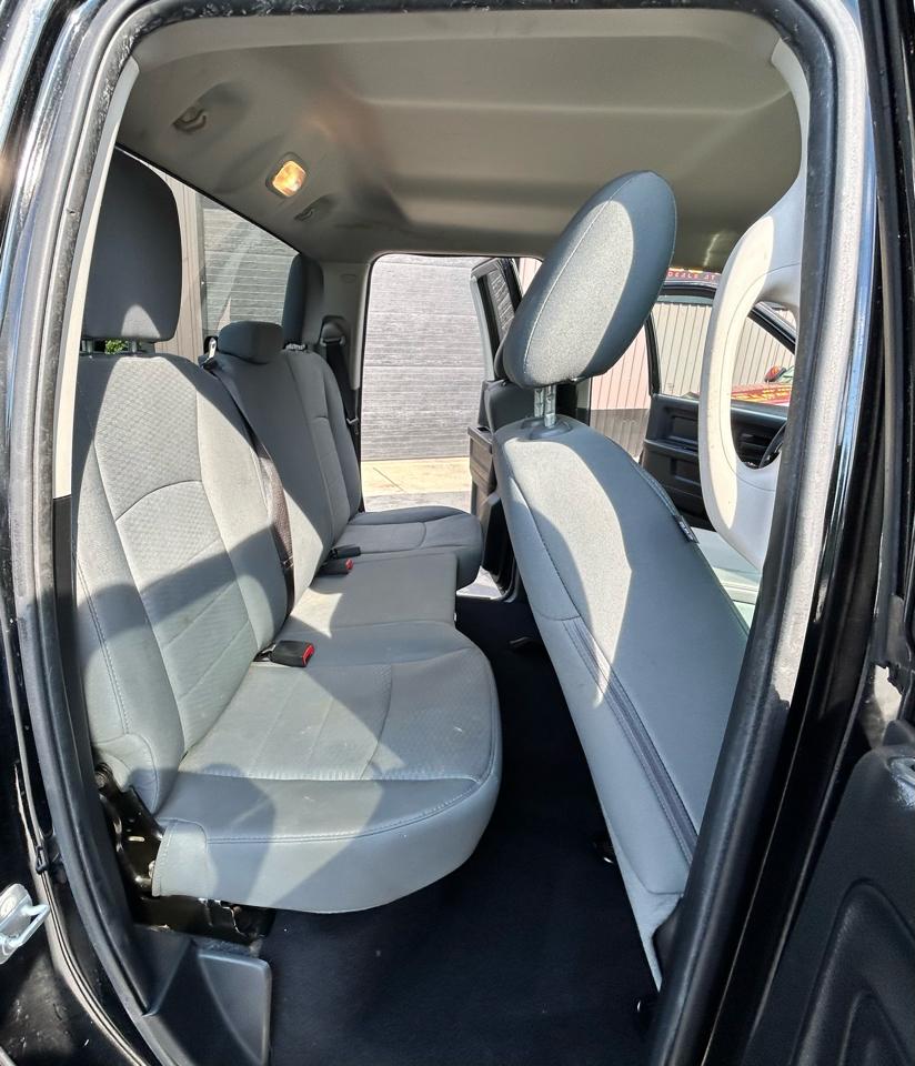 RAM 1500 4WD Quad Cab 140.5" Express 2014