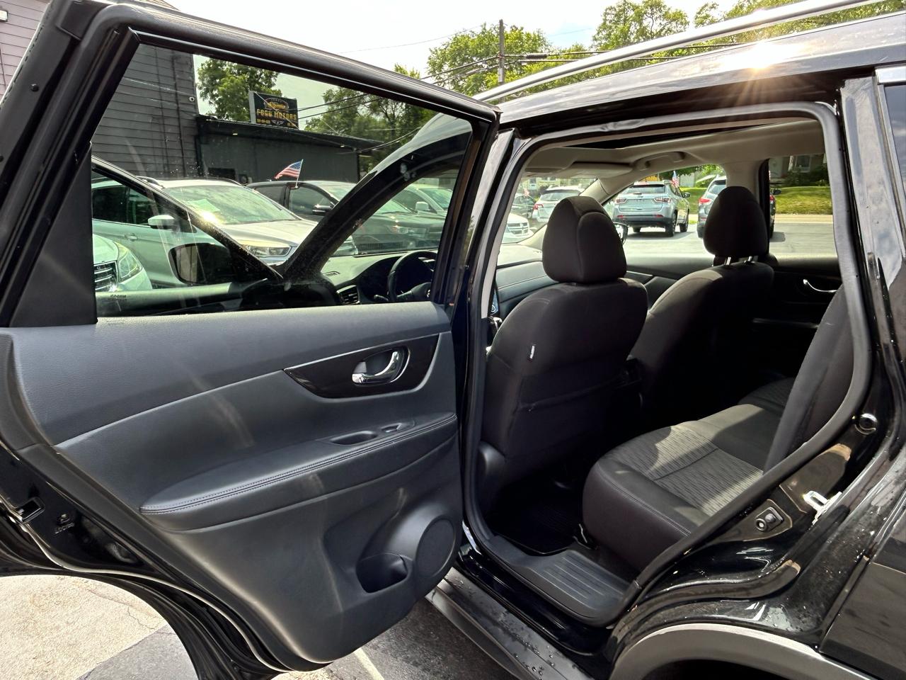 Nissan Rogue SV AWD 2018