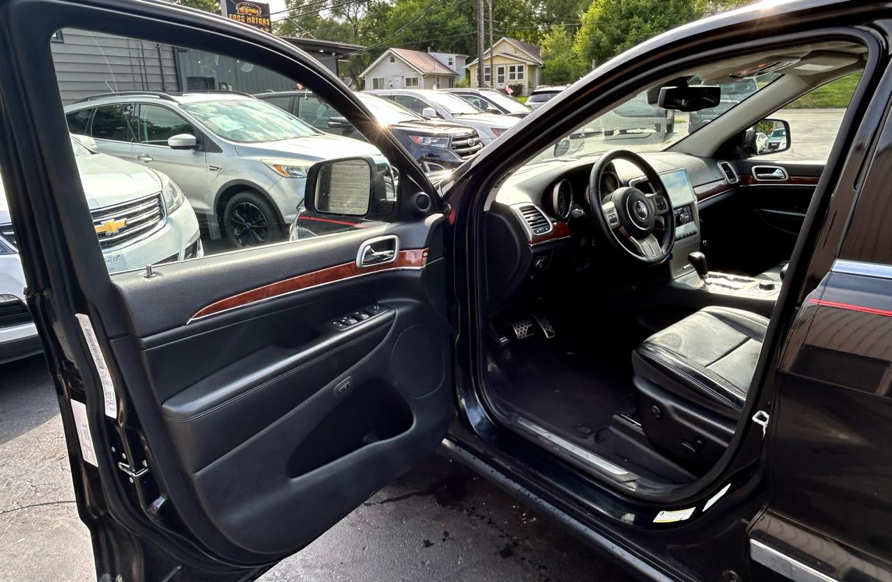 Jeep Grand Cherokee Limited 4WD 2011