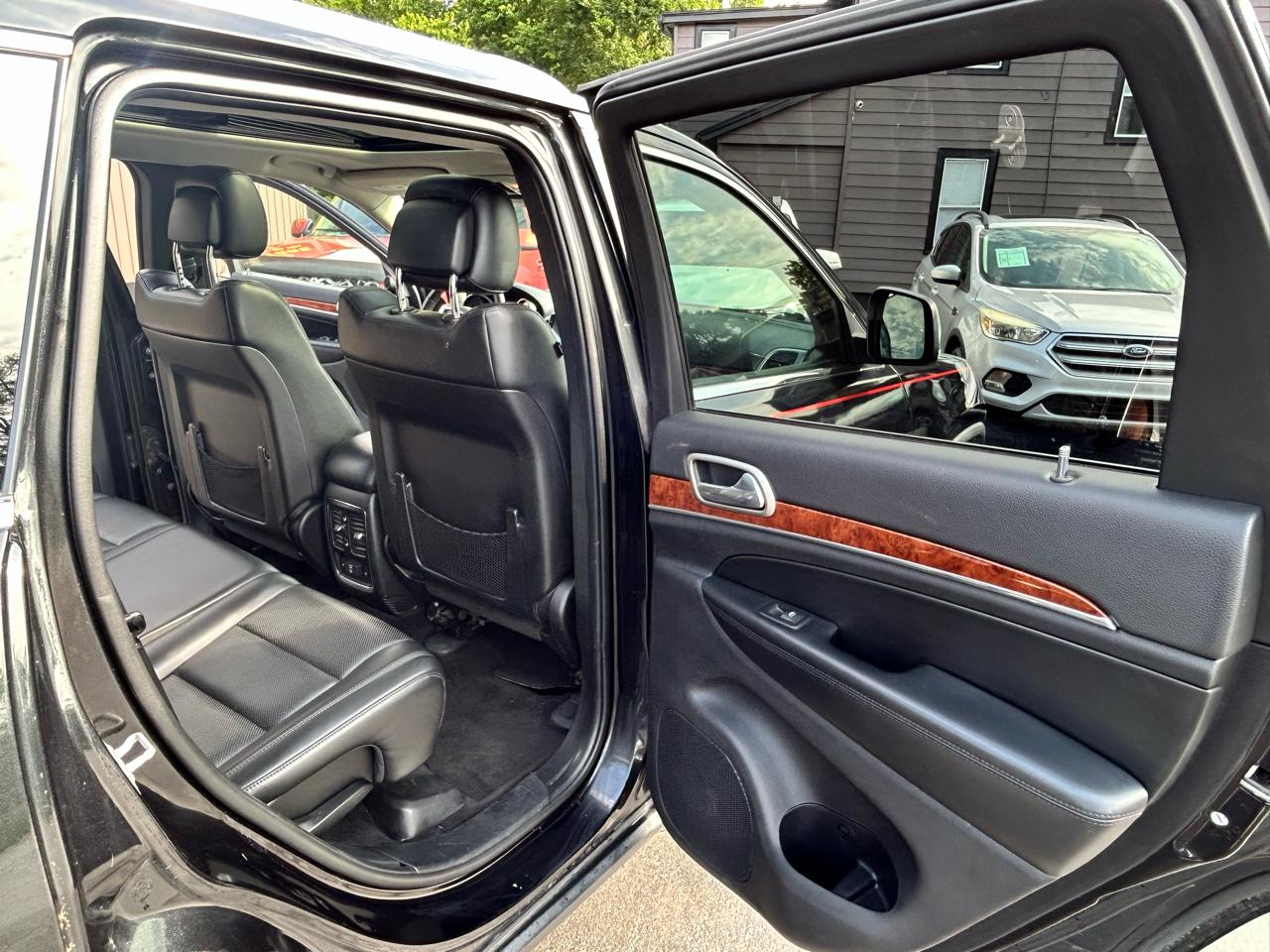 Jeep Grand Cherokee Limited 4WD 2011