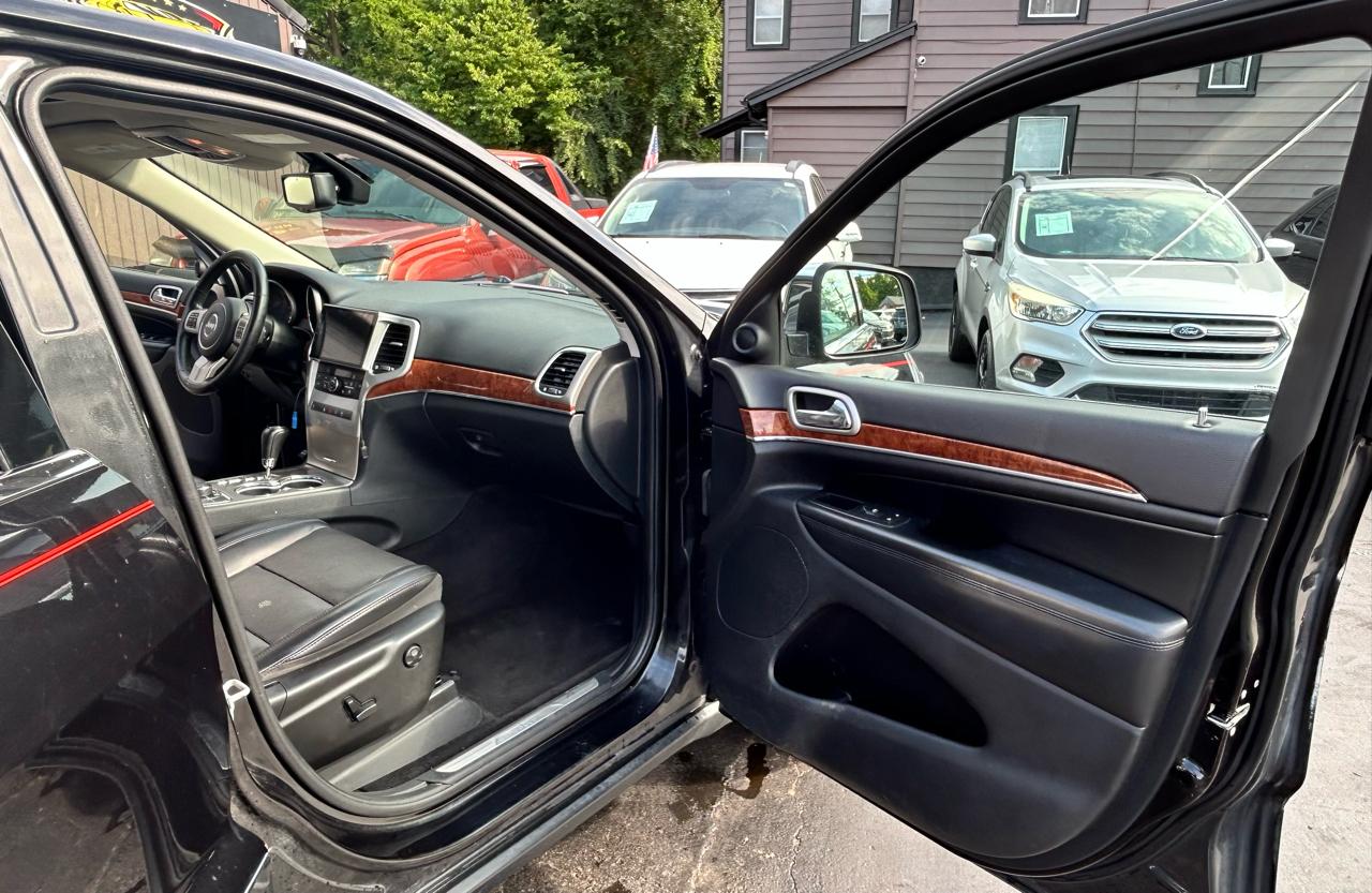 Jeep Grand Cherokee Limited 4WD 2011