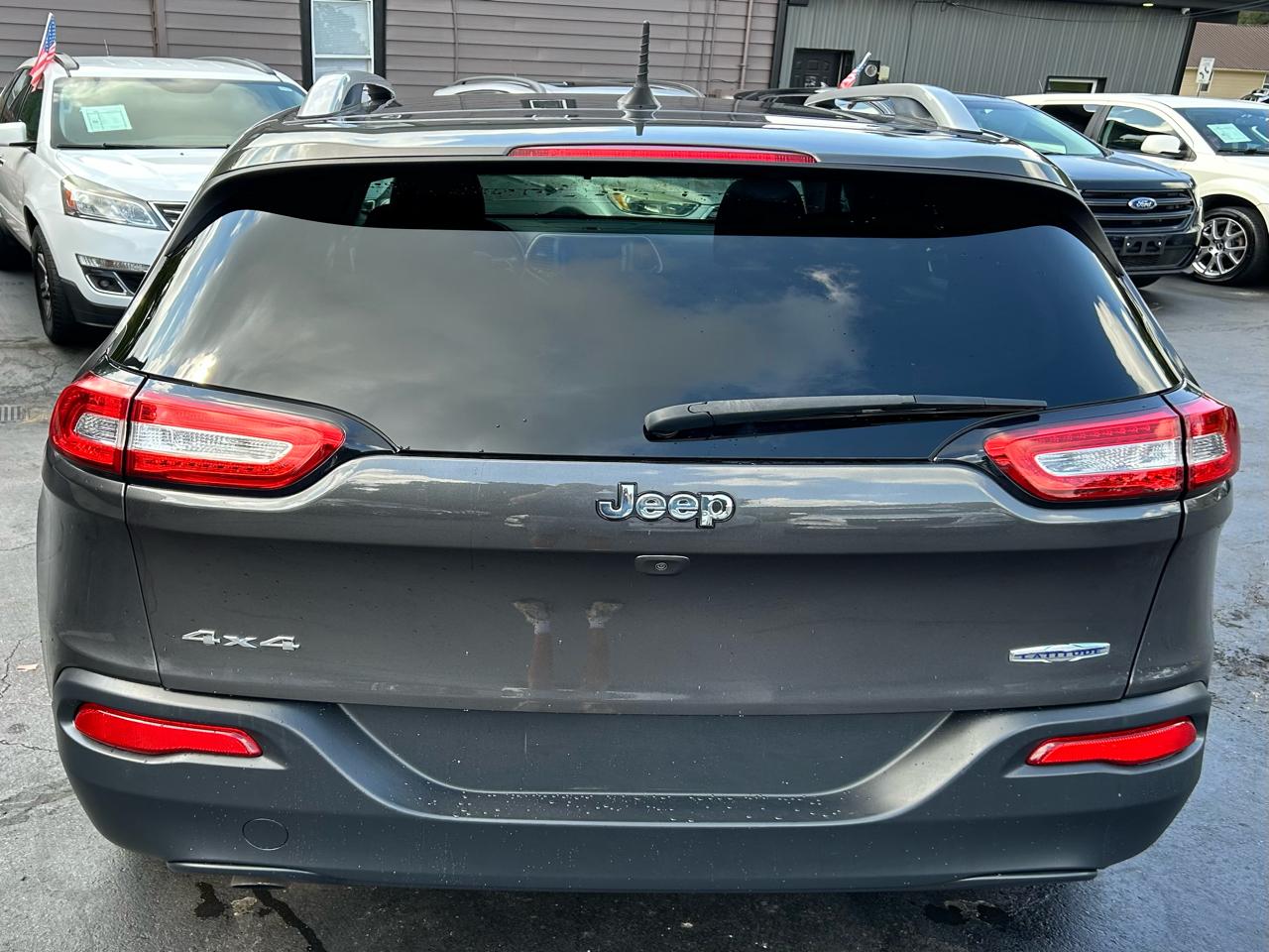 Jeep Cherokee Latitude 4WD 2016