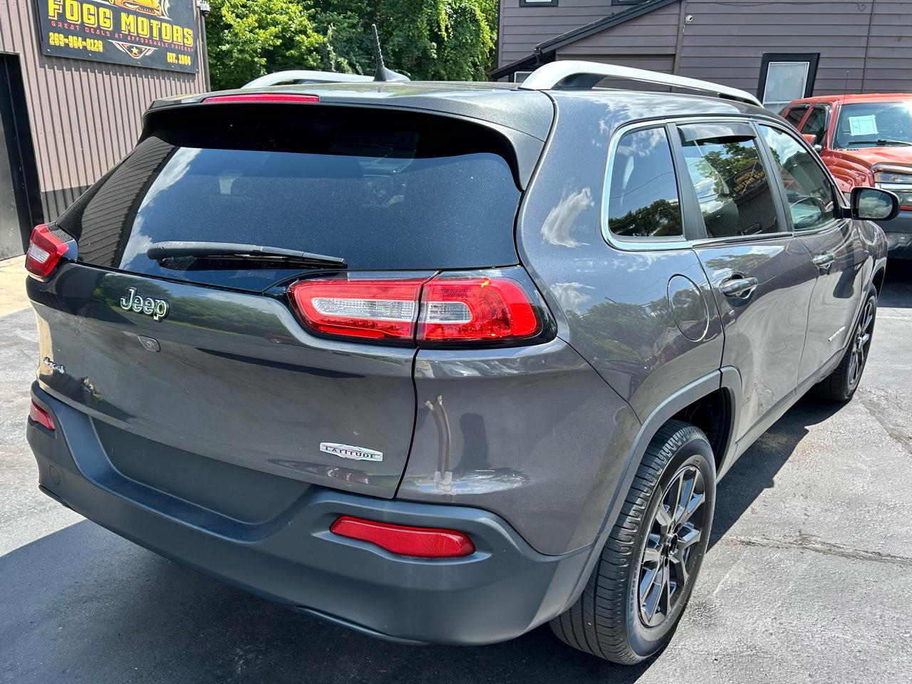 Jeep Cherokee Latitude 4WD 2016