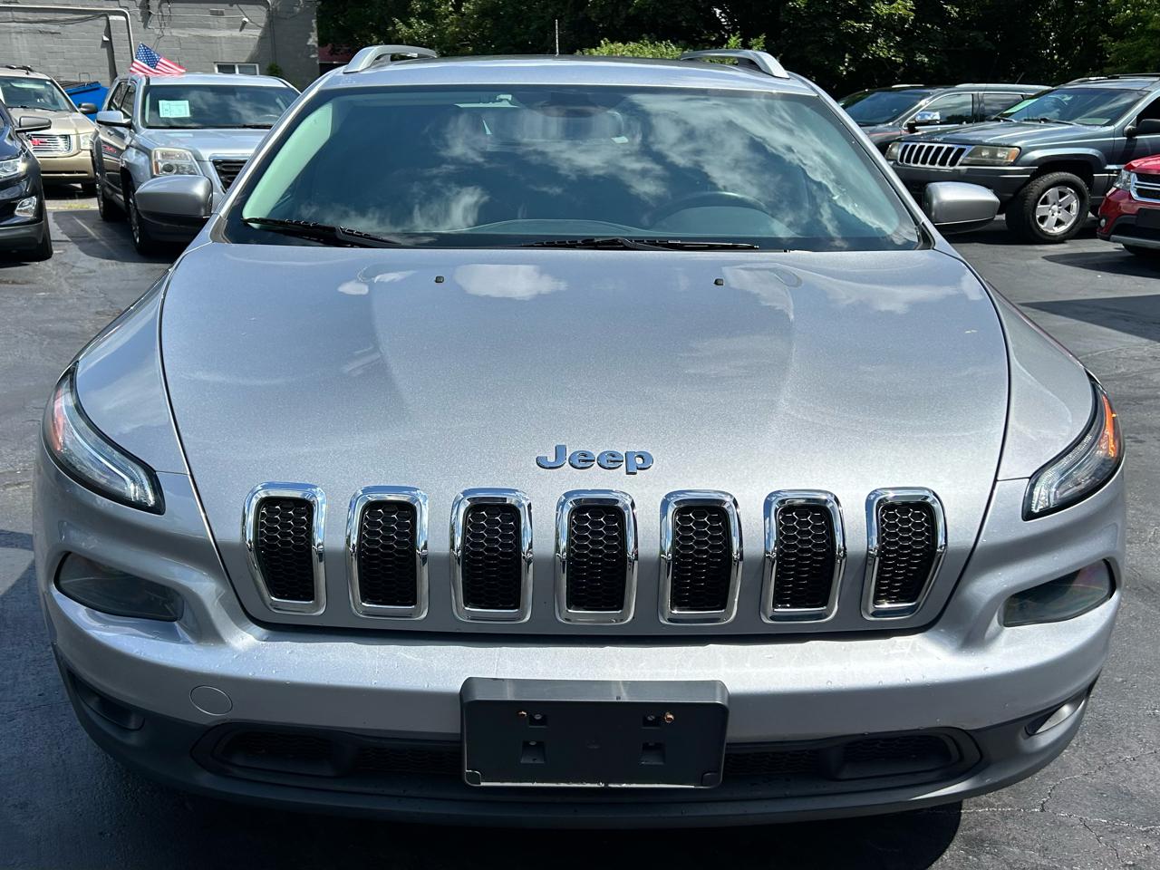 Jeep Cherokee Latitude FWD 2014