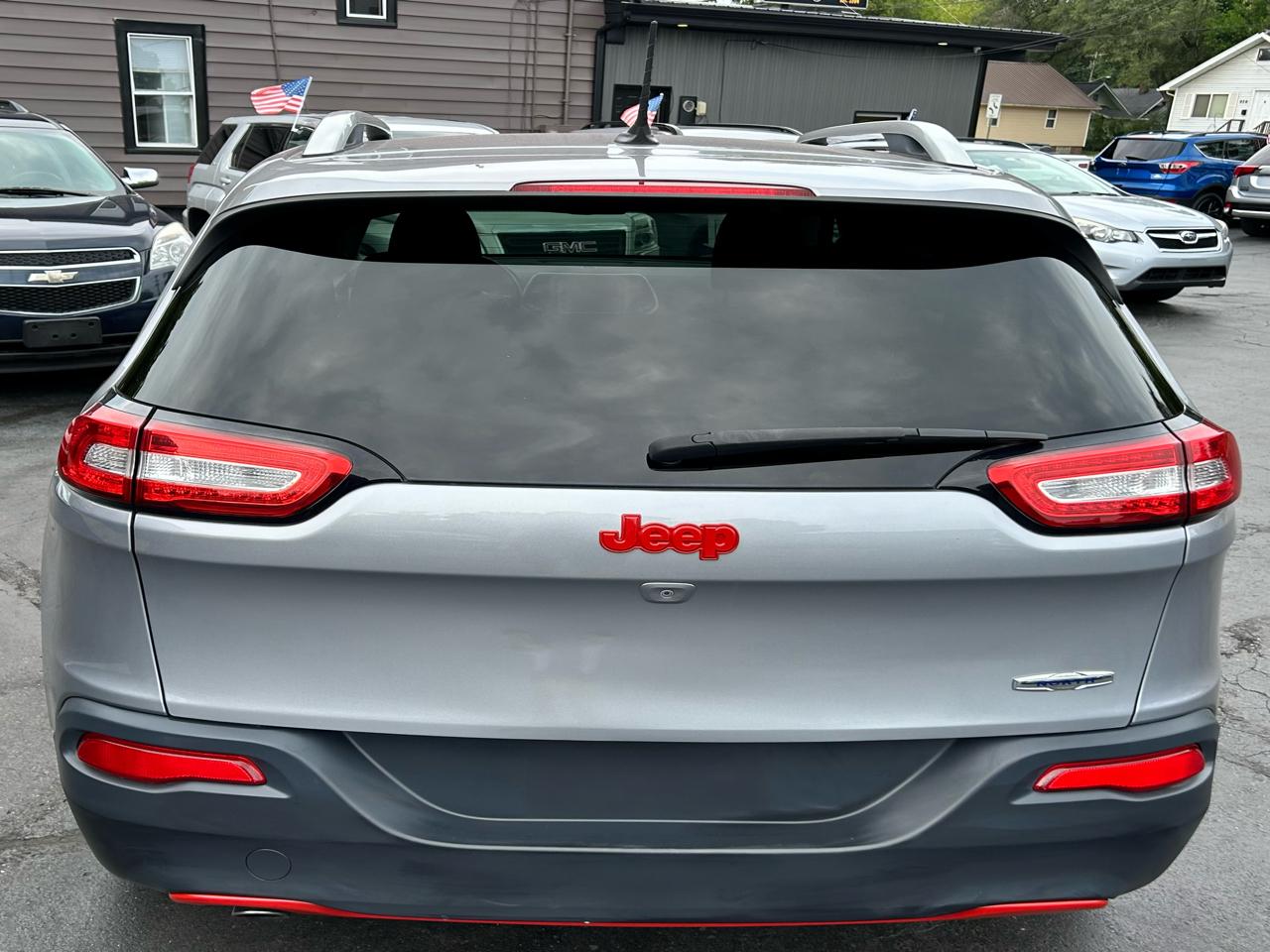 Jeep Cherokee Latitude FWD 2014