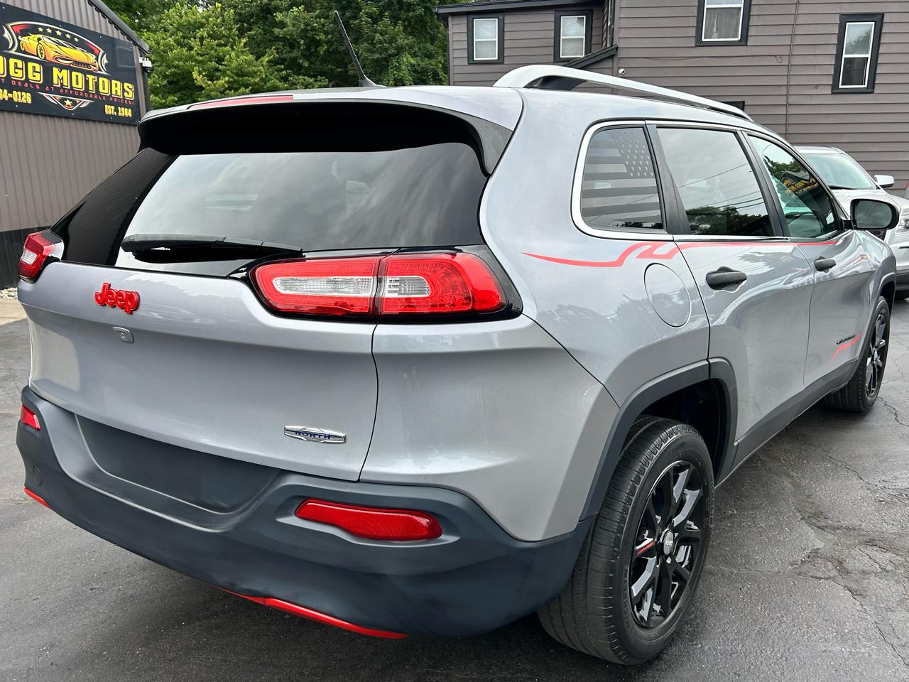 Jeep Cherokee Latitude FWD 2014