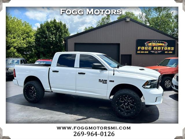 2019 RAM 1500 Blanco Camioneta Todo terreno