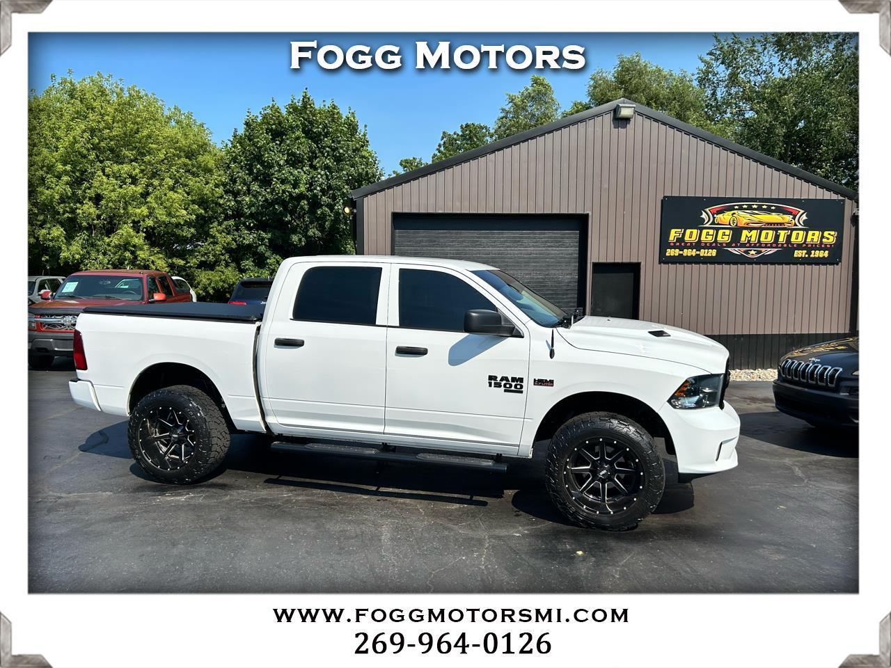 2019 RAM 1500 Classic Express 4x4 Crew Cab 5'7" Box
