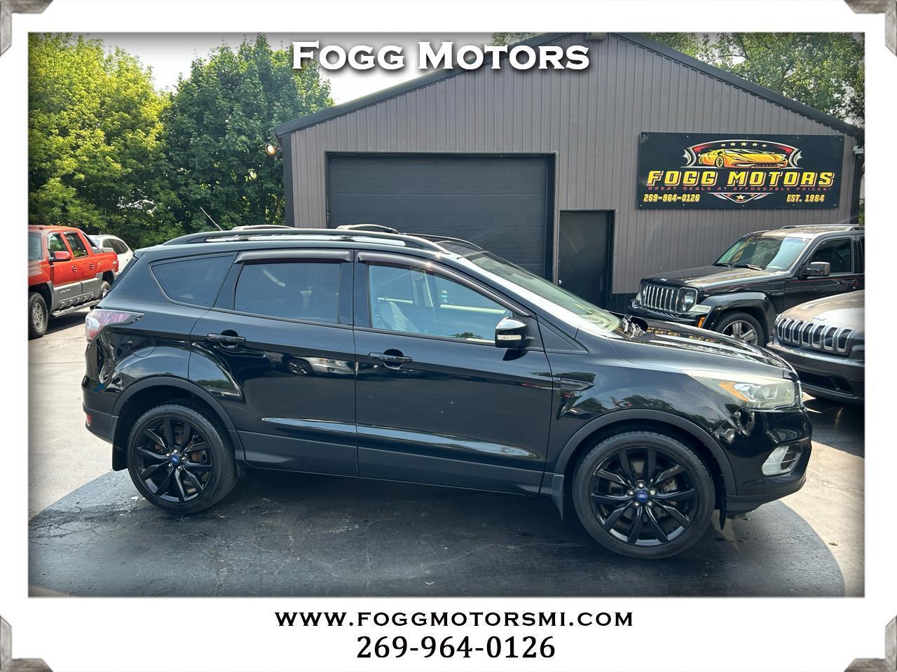 Ford Escape Titanium 4WD 2017