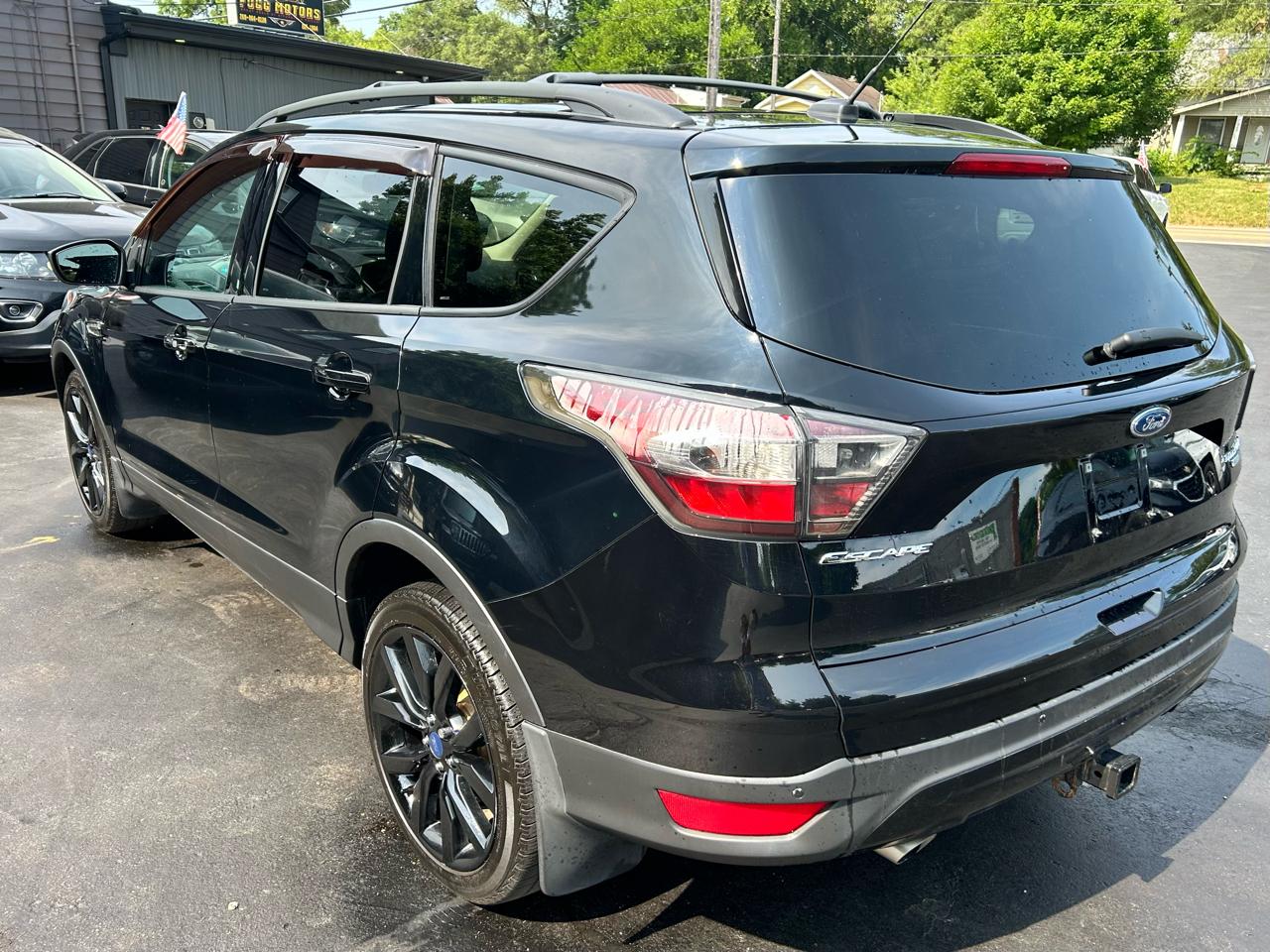 Ford Escape Titanium 4WD 2017