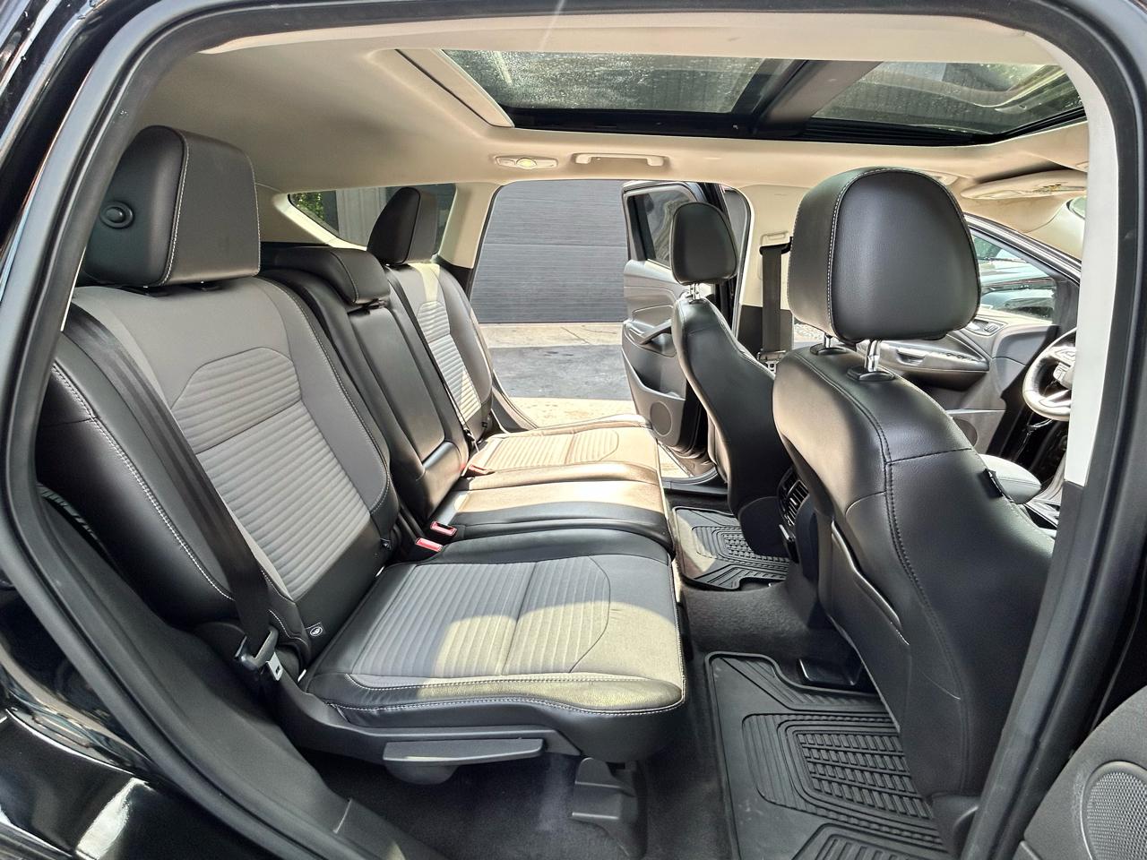 Ford Escape Titanium 4WD 2017
