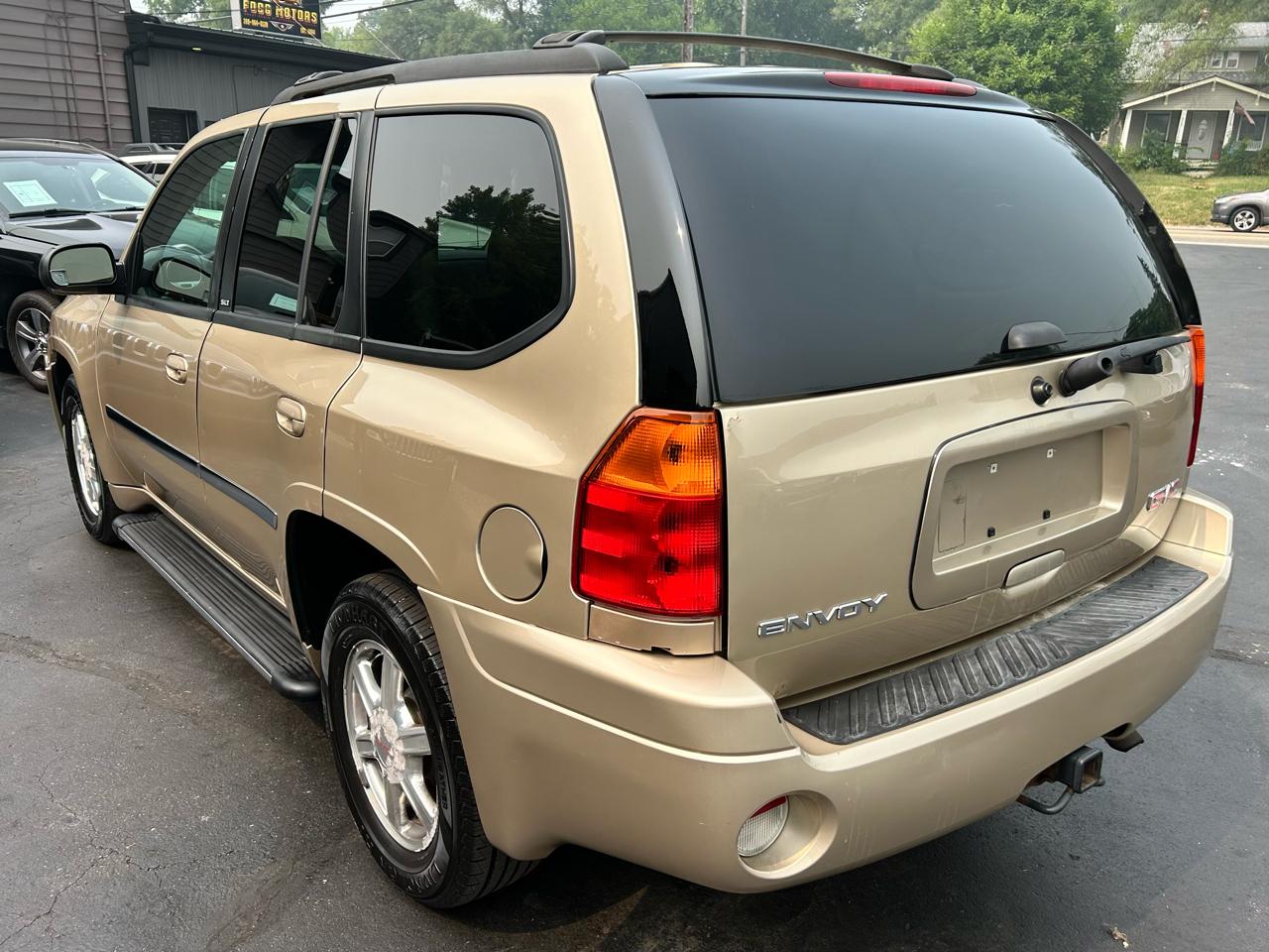 GMC Envoy SLE-1 4WD 2007