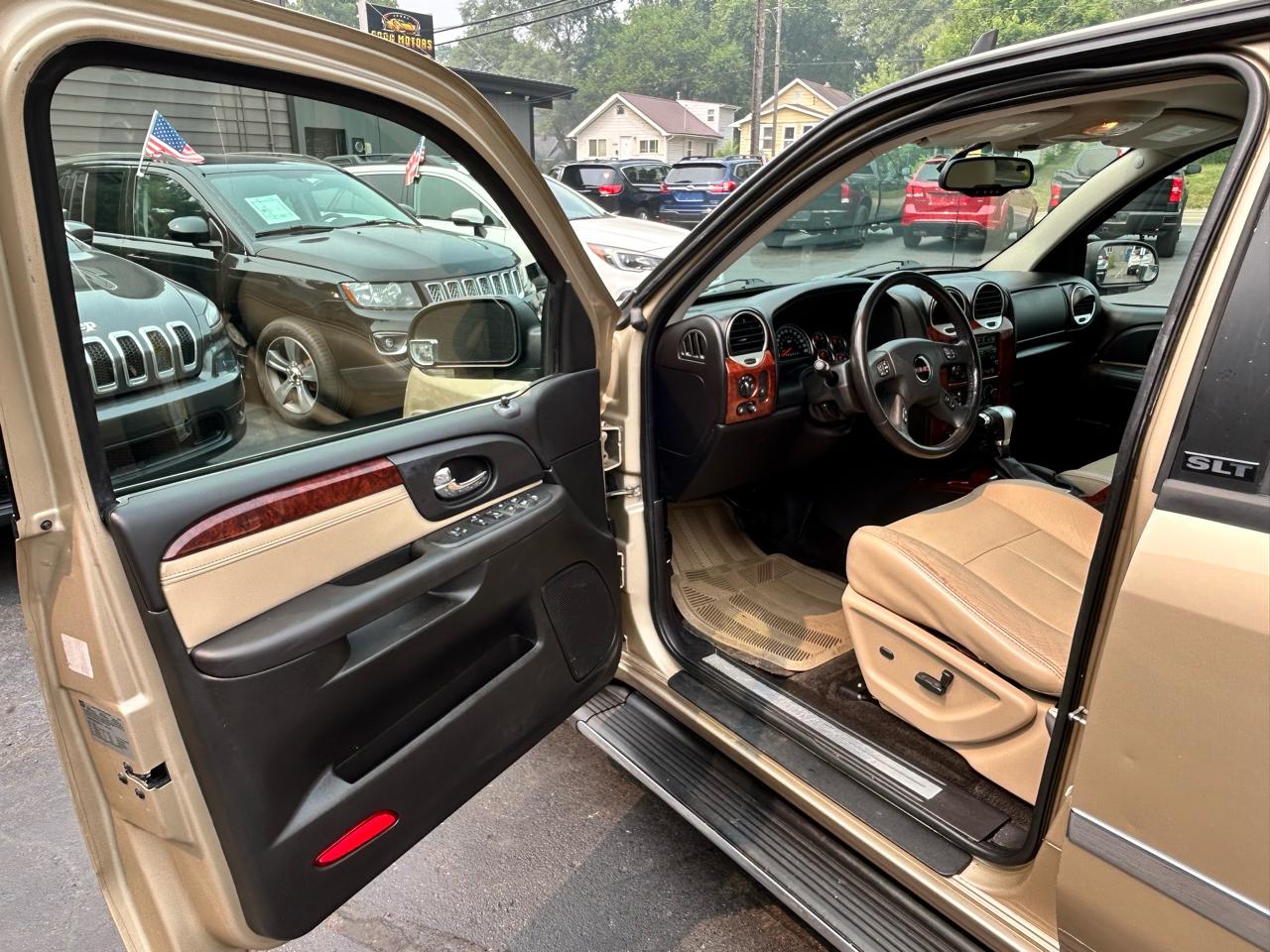 GMC Envoy SLE-1 4WD 2007