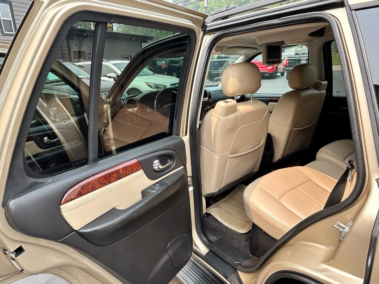 GMC Envoy SLE-1 4WD 2007