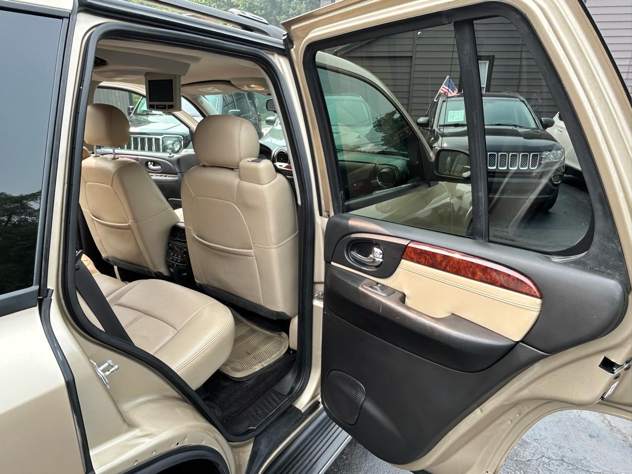 GMC Envoy SLE-1 4WD 2007