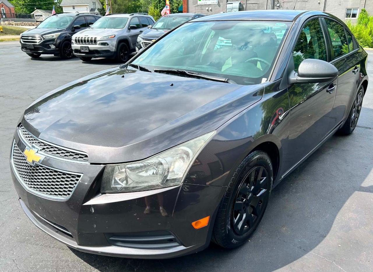 Chevrolet Cruze LS Auto 2014