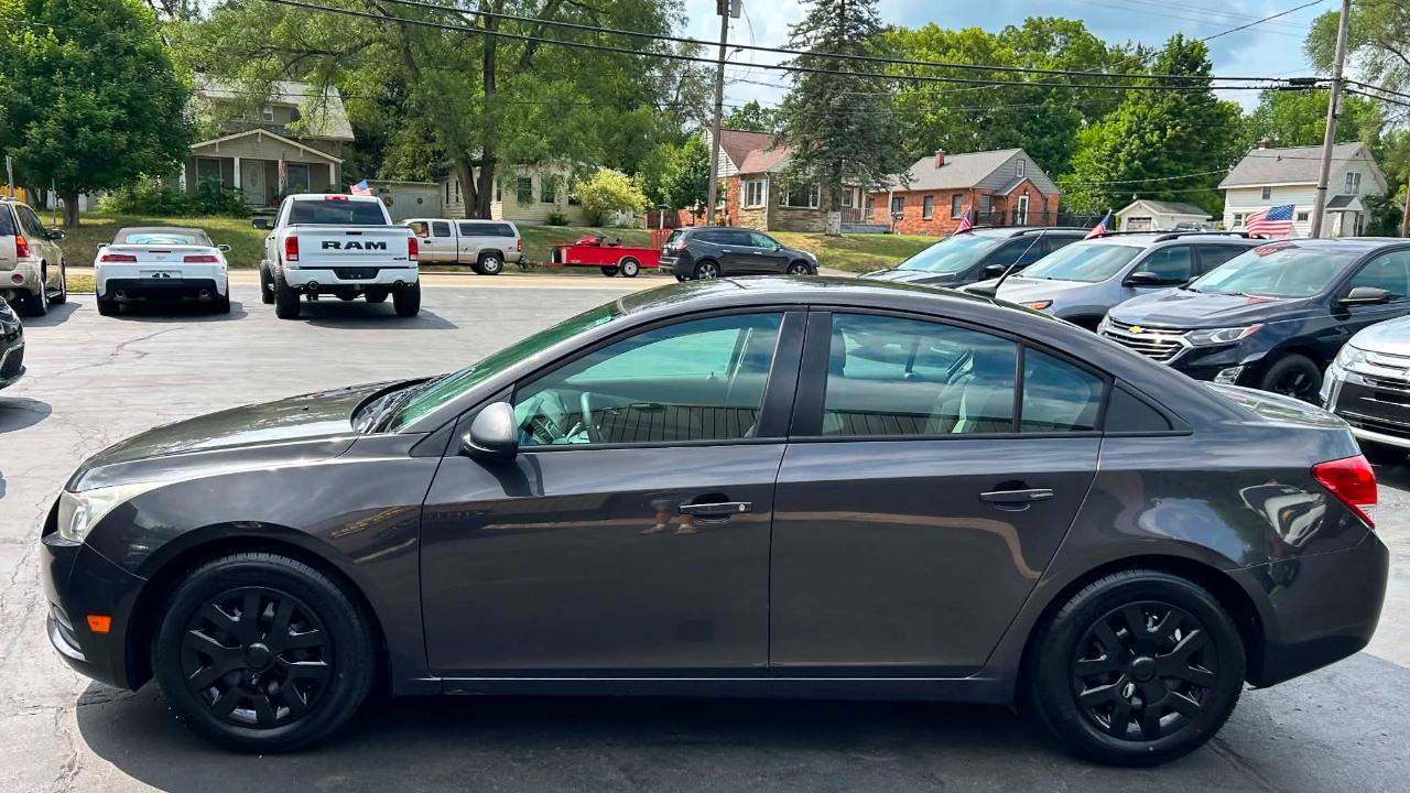 Chevrolet Cruze LS Auto 2014