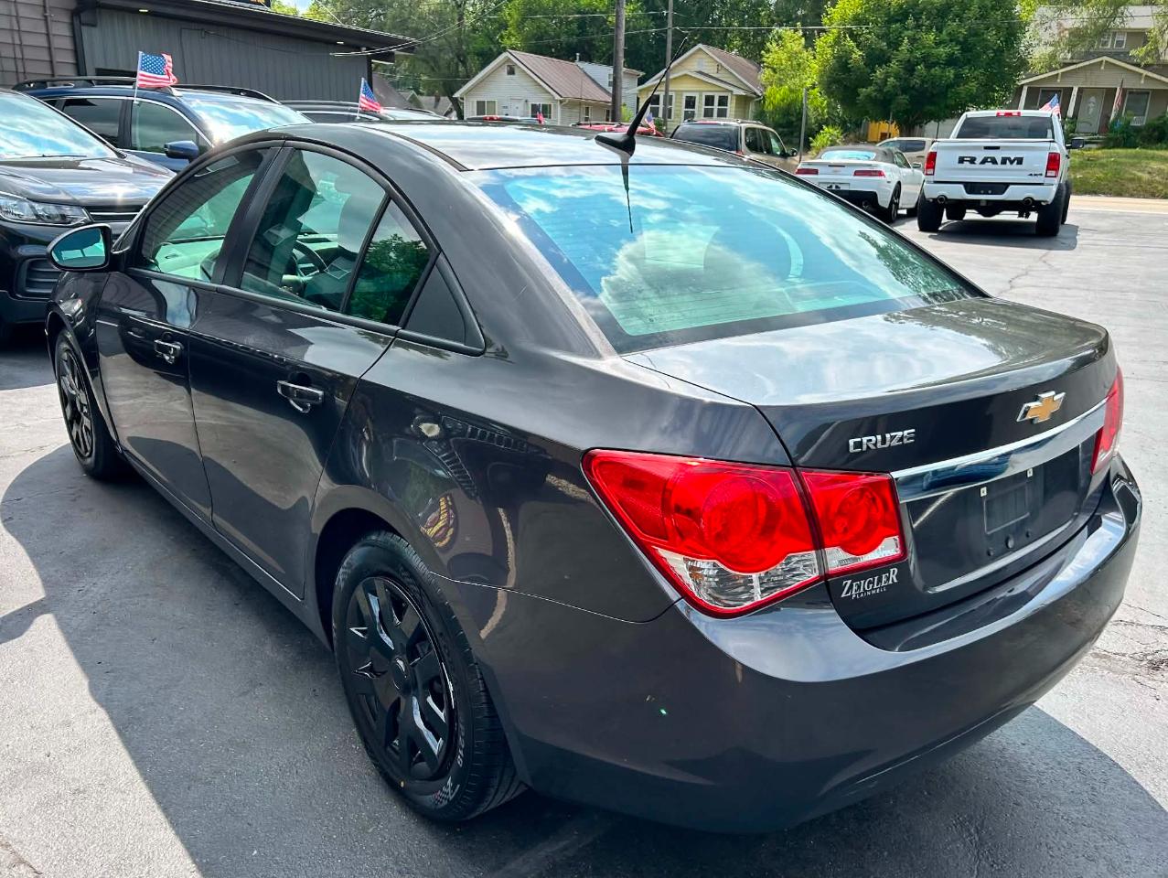 Chevrolet Cruze LS Auto 2014