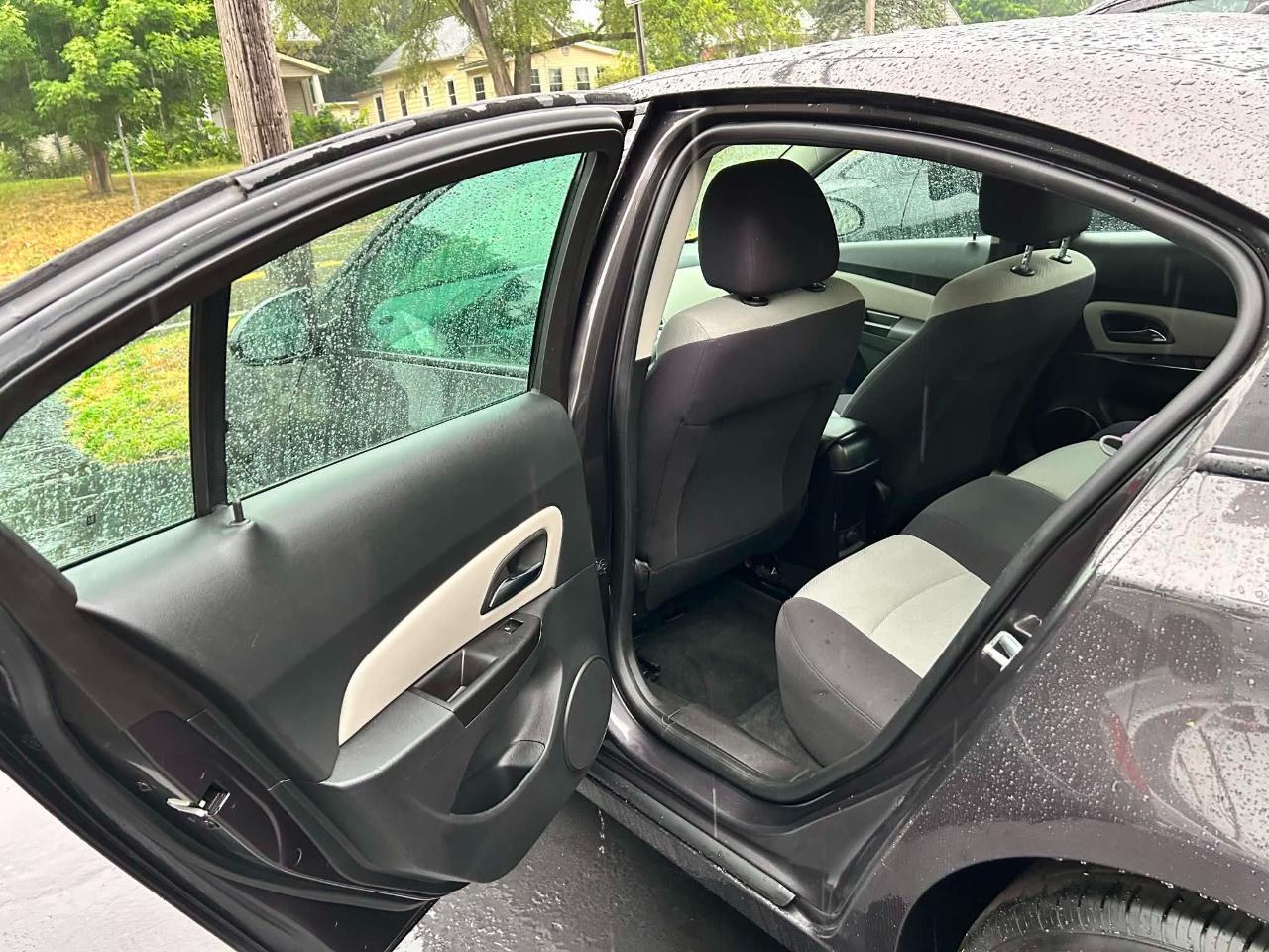 Chevrolet Cruze LS Auto 2014
