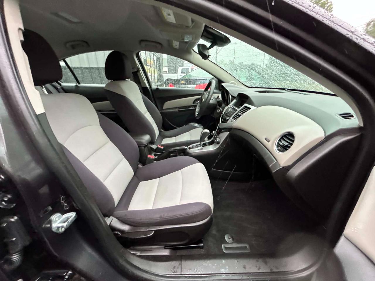 Chevrolet Cruze LS Auto 2014