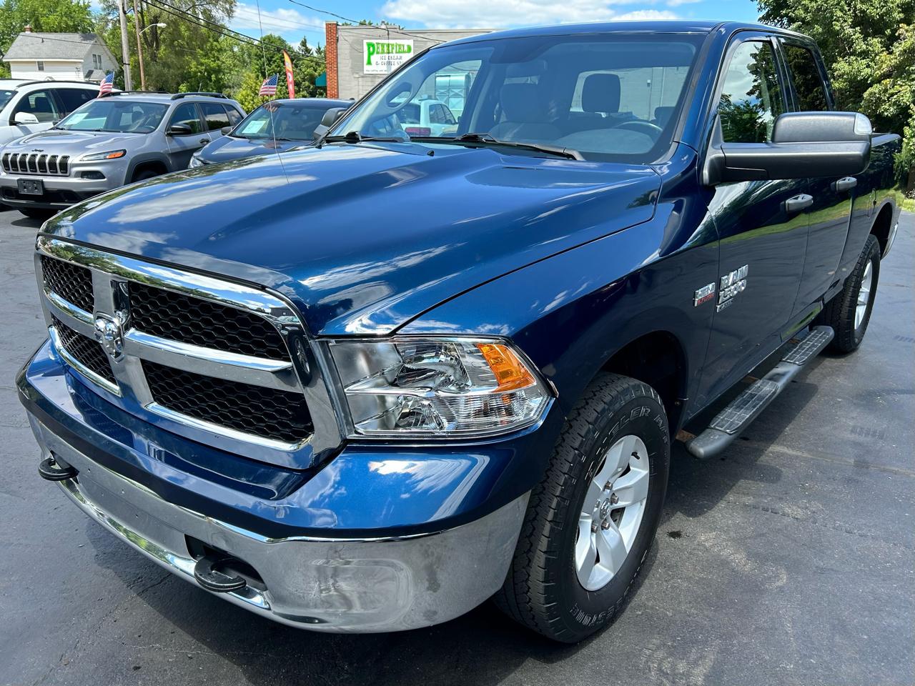 RAM 1500 Classic Tradesman Quad Cab 4WD 2022