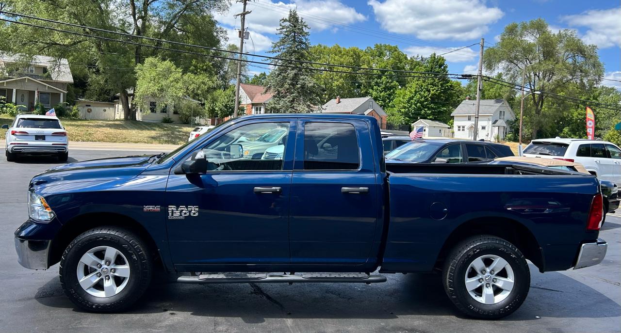 RAM 1500 Classic Tradesman Quad Cab 4WD 2022