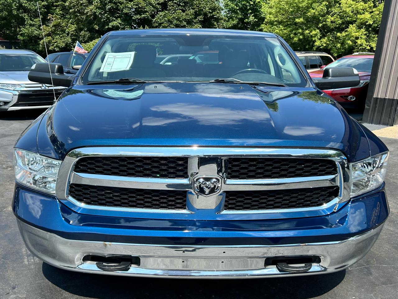 RAM 1500 Classic Tradesman Quad Cab 4WD 2022