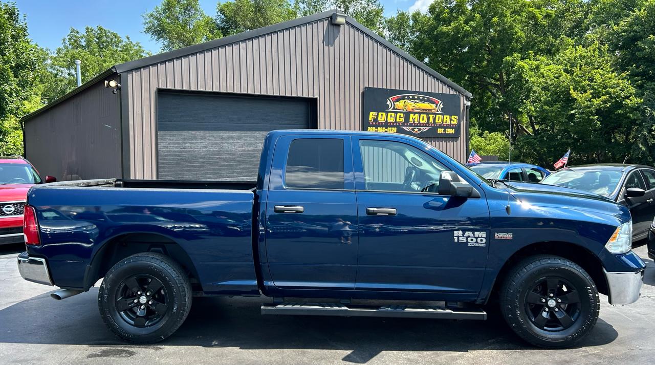RAM 1500 Classic Tradesman Quad Cab 4WD 2022