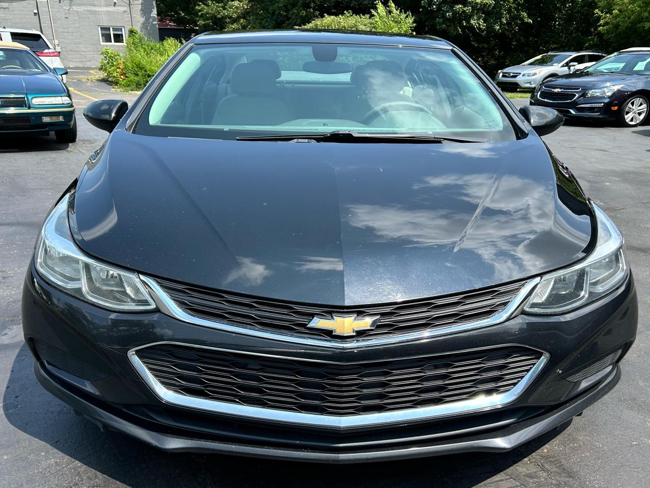 Chevrolet Cruze LS Auto 2017