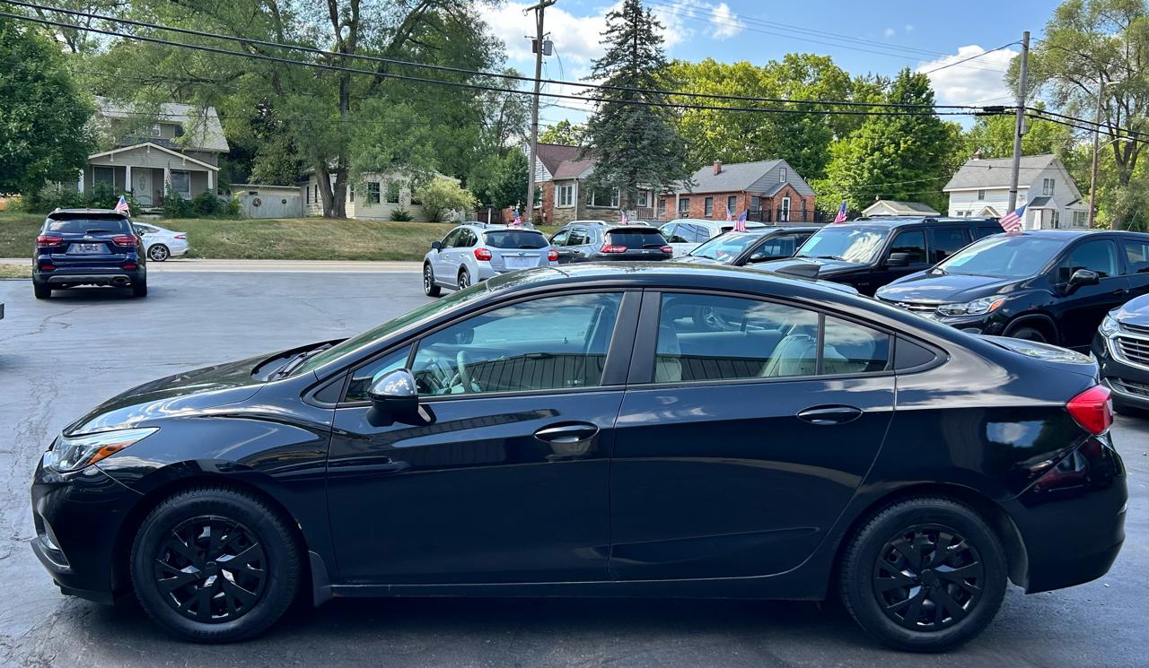 Chevrolet Cruze LS Auto 2017