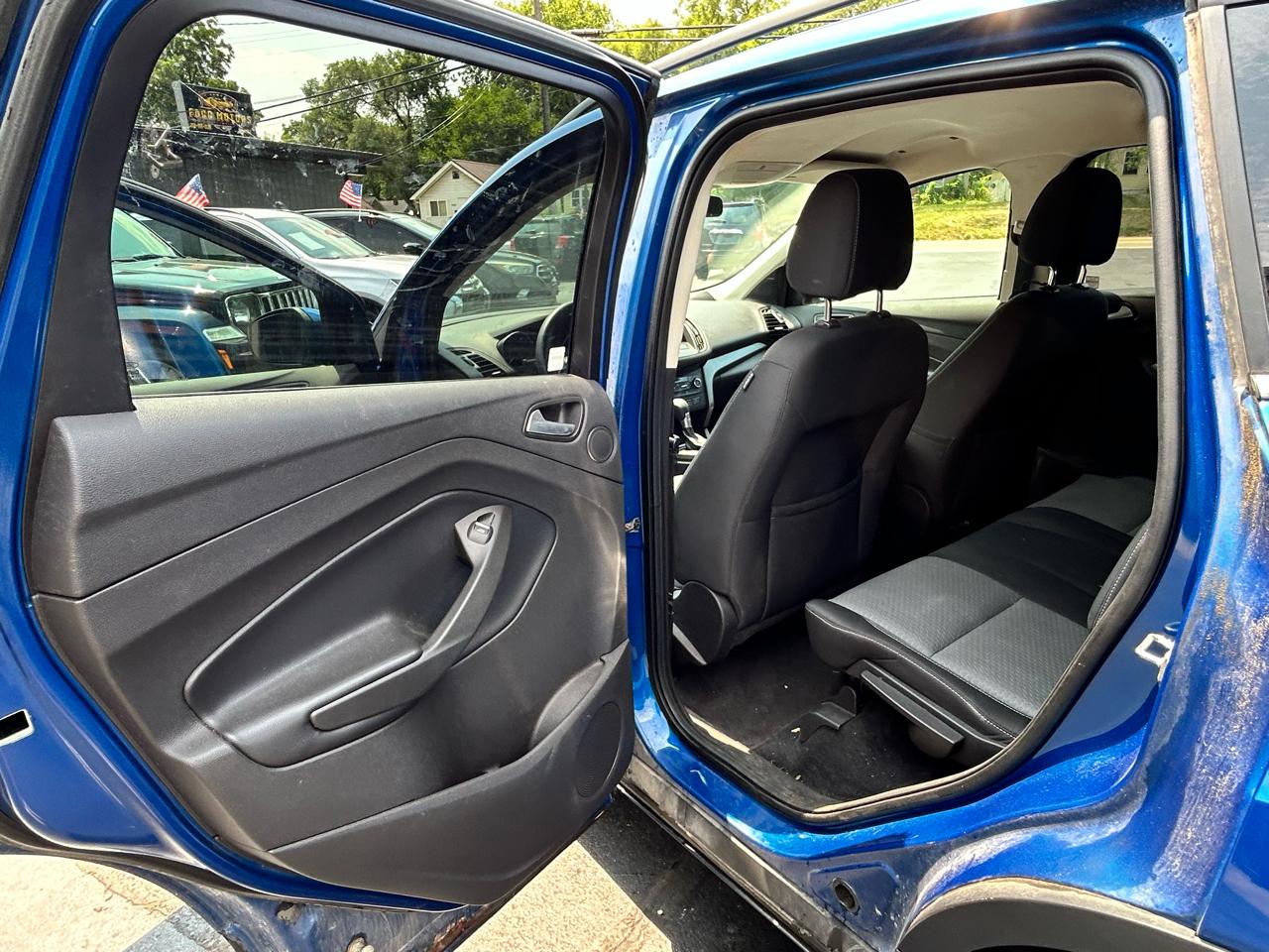 Ford Escape SE FWD 2017