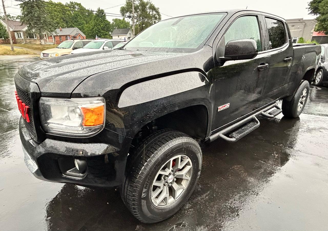 GMC Canyon SLE Crew Cab 4WD Long Box 2017